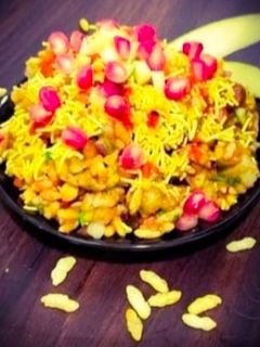 ભેળ (Bhel Recipe In Gujarati) રેસીપી મુખ્ય ફોટો