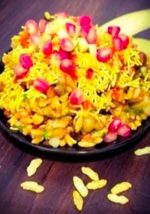 ભેળ (Bhel Recipe In Gujarati) રેસીપી મુખ્ય ફોટો