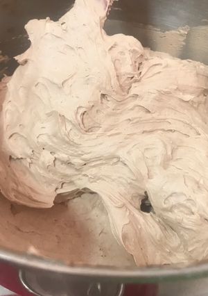 Una foto de Crema de chocolate para rellenar y cubrir tortas