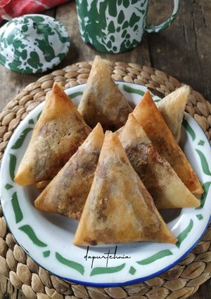 Foto resep Samosang Koffie (Samosa Pisang Kopi)