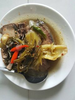 Hình của món Cá Ngừ Kho Dưa Cải.
