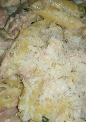 Una foto de Fideos con crema