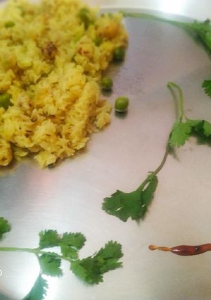 मखाना मटर पुलाव (Makhana matar pulao recipe in hindi) रेसिपी मुख्य फोटो