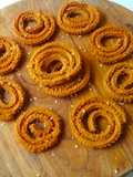 Bajra Til Murruku Chakali