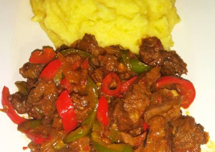 Mashed potatoes and beef stir fry