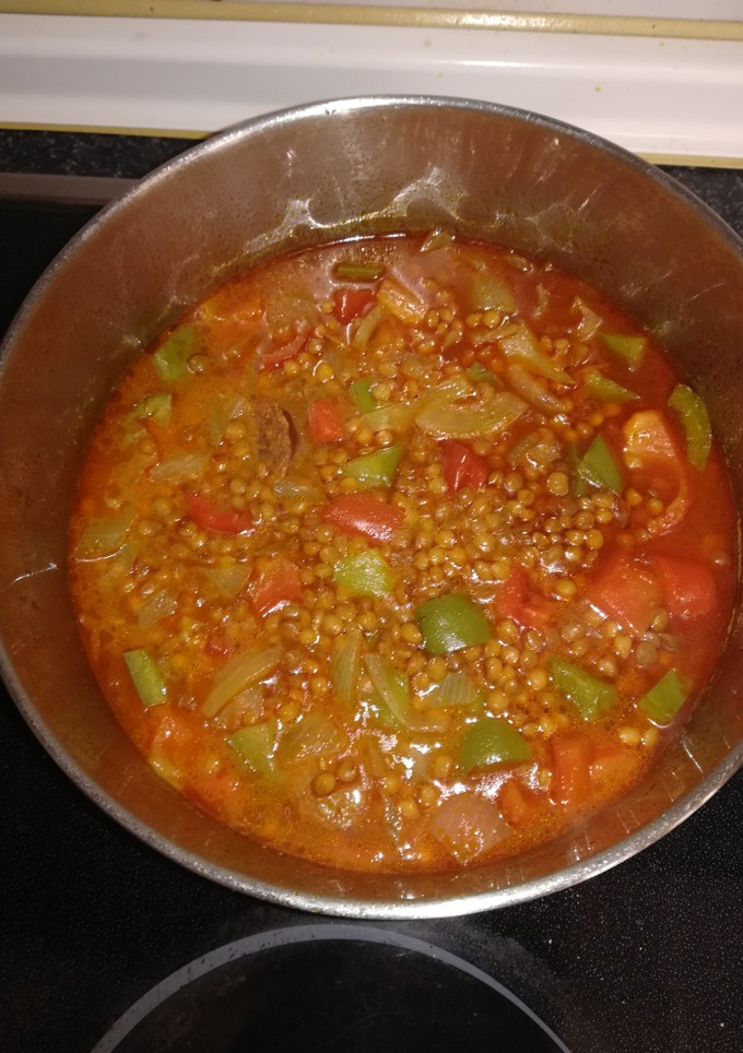 Una foto de Lentejas con verduras y curry