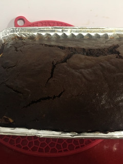 Una foto de Brownie de chocolate con almendras