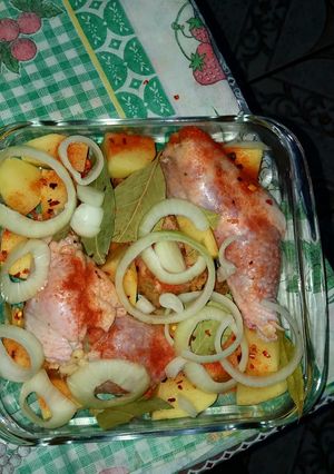 Foto de Coxa com batata na cerveja