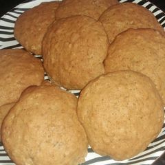 A picture of Banana Oat Cookies.