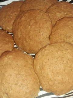 A picture of Banana Oat Cookies.