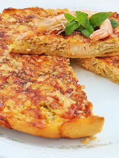 Foto principal de Quiche de salmón y langostinos