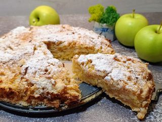 Super Easy Apple Cake | No Kneading, No Fuss