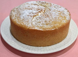 A picture of Sponge cake.