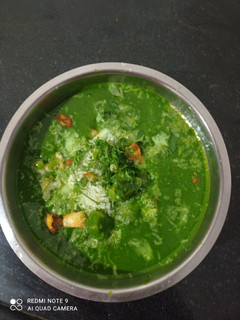 પાલક પનીર (Palak Paneer Recipe In Gujarati) રેસીપી મુખ્ય ફોટો