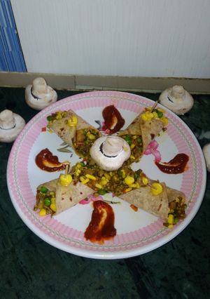 स्‍प्राउट्स मूंग दाल,कॉर्न,मशरूम बाइट (Sprouts moong dal,corns,mushroom bites recipe in hindi) रेसिपी मुख्य फोटो