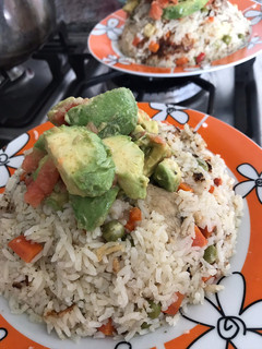 Una foto de Arroz con pollo a la cerveza 🍻