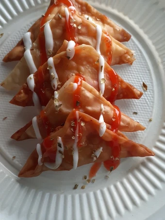 Cara Sederhana Membuat Resep  Pangsit goreng isi ayam yang Enak Banget, Lezat