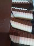 Pudding susu Tiga Warna
