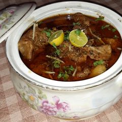 A picture of Mutton dahi gravy.