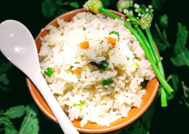 Simple Way to Prepare Speedy Burnt garlic fried rice