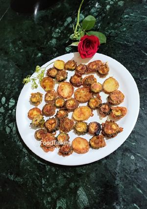 A picture of Crispy Karela (Bitter gourd) potatoes.