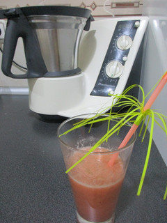 Una foto de Zumo multifrutas (Thermomix)