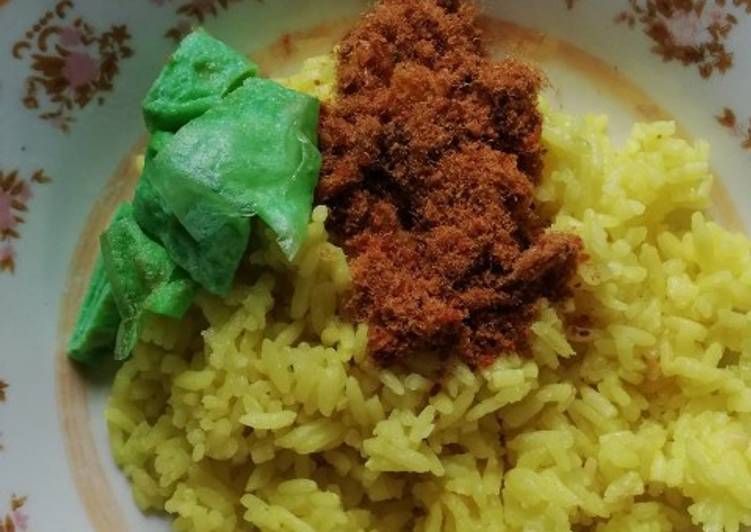 Nasi Kuning Magicom