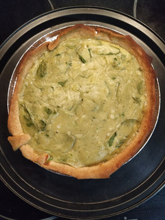 Foto principal de Quiche de espinacas y crema de calabacín