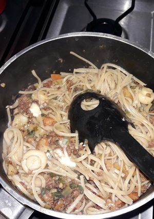 Una foto de Salteado mix de fideos