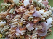 Una foto de zanahoria fusilli
