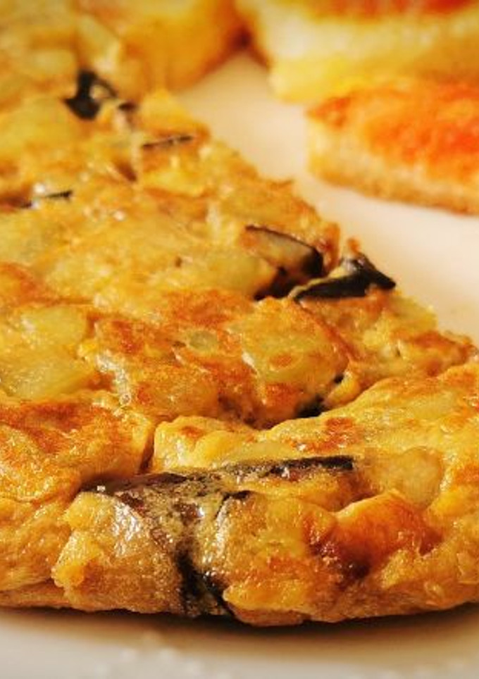 Una foto de Tortilla de Berenjena y Patata
