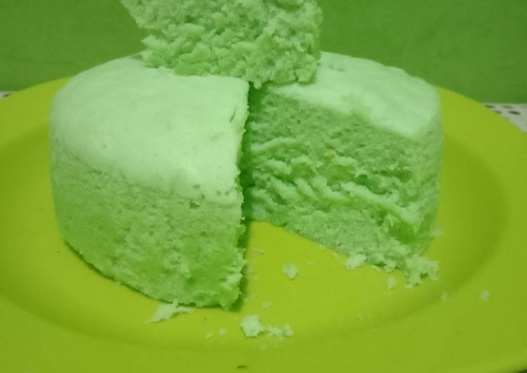 Langkah Mudah untuk Membuat 🌿Steamed Pandan Cake🌿 Anti Gagal