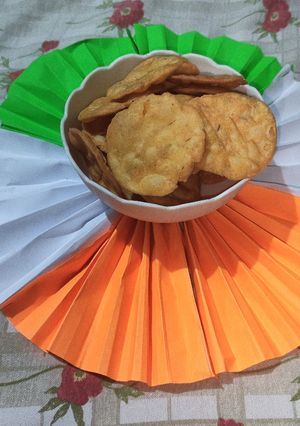 ઘઉં ની પૂરી(puri recipe in gujarati) રેસીપી મુખ્ય ફોટો