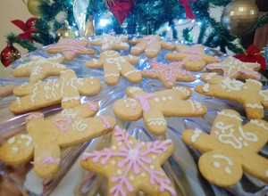 Una foto de Galletitas de jengibre 🎄🤶
