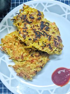 ম্যাগি কাটলেট(Maggi cutlet recipe in Bengali) রেসিপির প্রধান ছবি