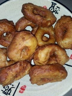 A picture of Coconut Doughnut 🍩 (no milk).