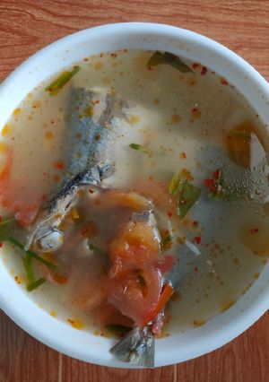 Hình của món Canh cá nấu cà.