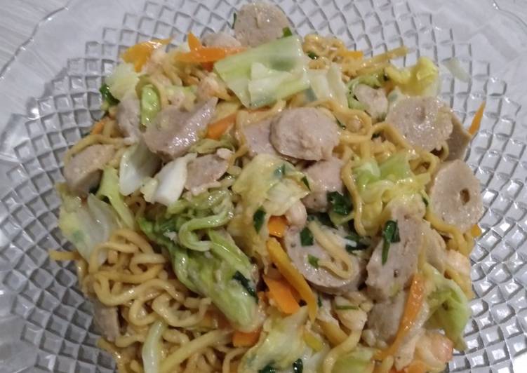 Mie goreng spesial