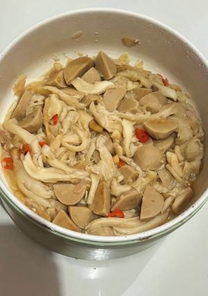 Foto resep 🍄 Tumis Jamur Tiram Bakso Sederhana