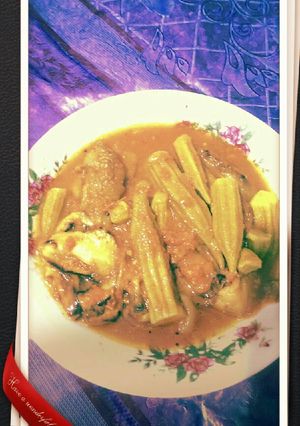 عکسی از دستور خورش بامیه بادمجان