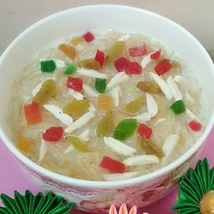 A picture of Seviyan kheer.