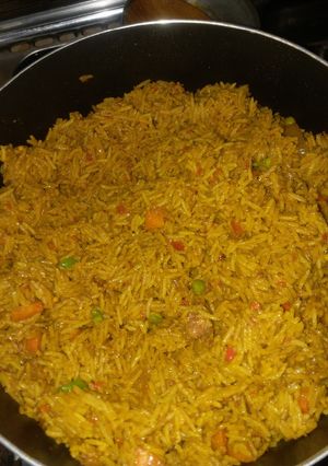 A picture of Basmati rice.
