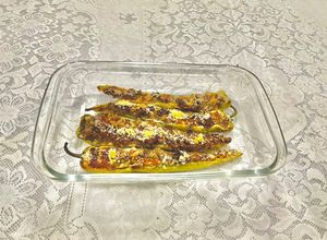 Una foto de Ajíes rellenos con carne de soja