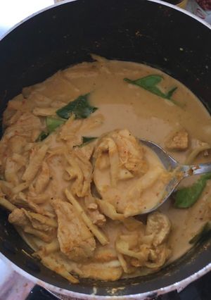 รูปของ แกงไก่หน่อไม้ดอง