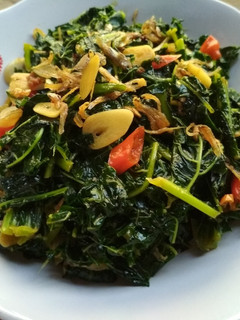 Foto resep Tumis Daun Papaya Teri Nasi #BikinRamadanBerkesan