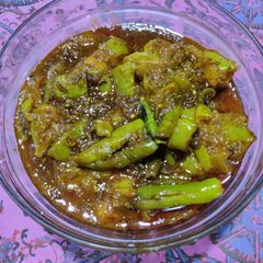 Kamrak chilli pickle A picture of Kamrak chilli pickle.