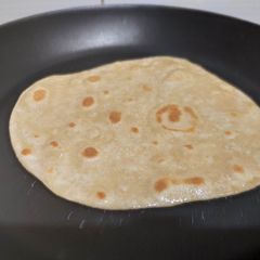A picture of Ghee roti.