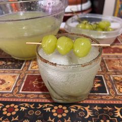 A picture of Grape mojito mocktail.