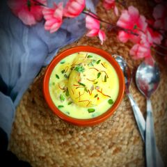 A picture of Rasmalai.