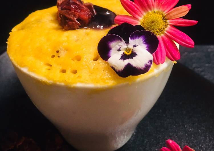 MUG cake ricotta e mirtilli